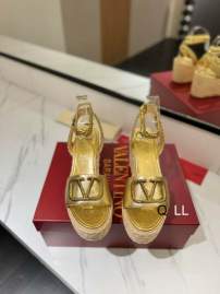 Picture of Valentino Shoes _SKUValentinosz35-409CMLL080320292